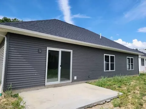 40067 Ryan Ct, Elyria, OH 44035 photo 3
