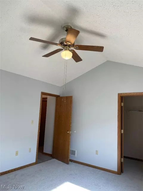 2542 Marsh Ave NW, Canton, OH 44708 photo 11