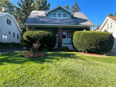 822 Woodford Ave, Youngstown, OH 44511