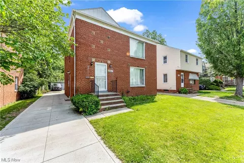 651 Babbitt Rd, Euclid, OH 44123 photo 2