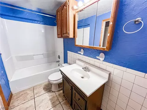 546 Case Ave, Elyria, OH 44035 photo 7
