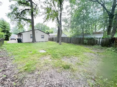 546 Case Ave, Elyria, OH 44035 photo 12