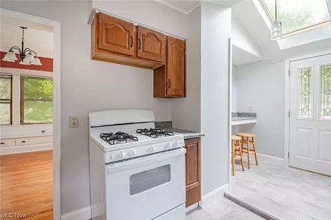 28 Walnut St, Struthers, OH 44471 photo 13