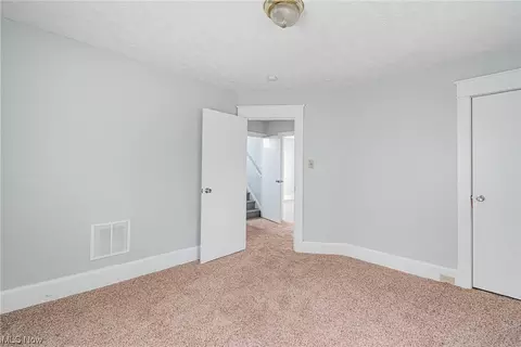 28 Walnut St, Struthers, OH 44471 photo 22