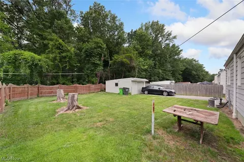 820 E 254th St, Euclid, OH 44132 photo 20
