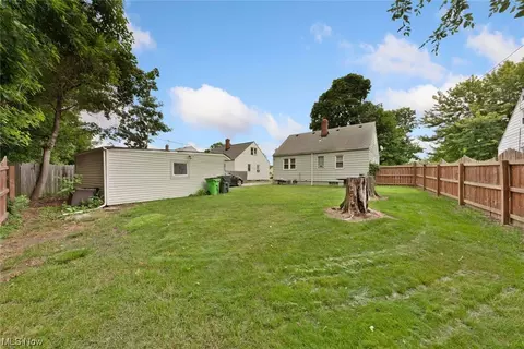 820 E 254th St, Euclid, OH 44132 photo 21