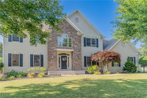 6368 Great Court Cir NW, Massillon, OH 44646