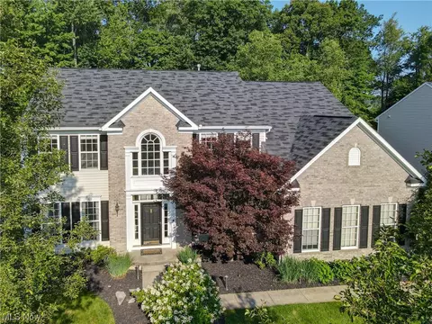 158 Millstream Ct, Copley, OH 44321 photo 1