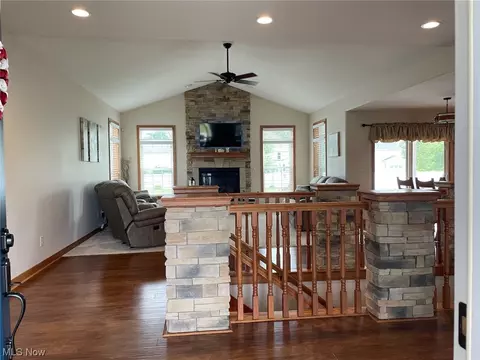 4875 Tree Line Trl, New Middletown, OH 44442 photo 9