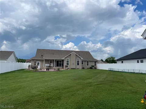 4875 Tree Line Trl, New Middletown, OH 44442 photo 30