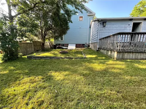 821 E 11th St, Ashtabula, OH 44004 photo 22