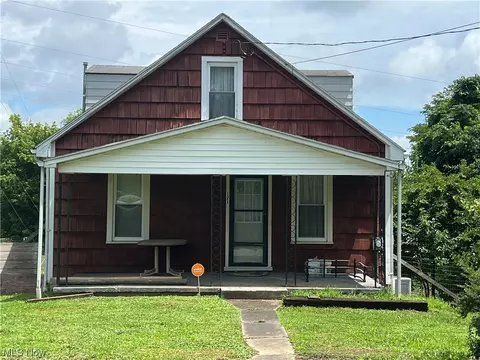 121 Power Ave, Parkersburg, WV 26104