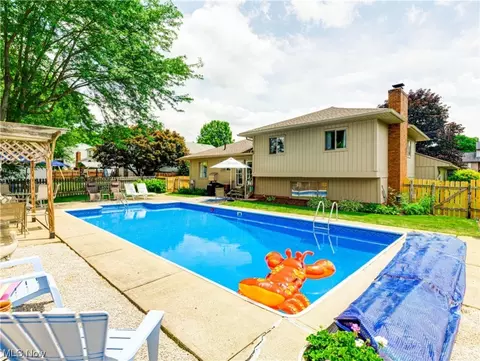 3449 Dunmore Ave NW, Canton, OH 44708 photo 4