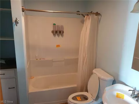 9897 E Center St, Windham, OH 44288 photo 5