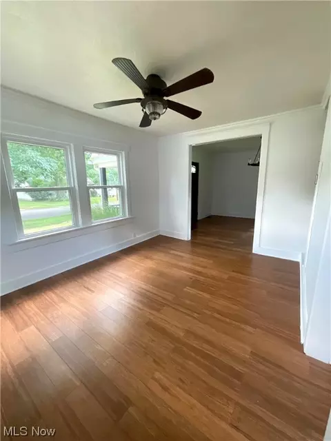 312 E 8th St, Salem, OH 44460 photo 7