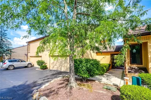 1414 Loop Rd, Kent, OH 44240 photo 3