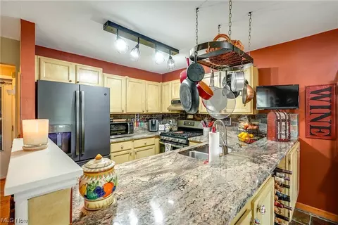 1414 Loop Rd, Kent, OH 44240 photo 12
