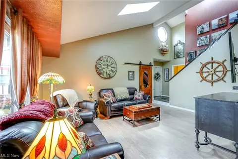 1414 Loop Rd, Kent, OH 44240 photo 8