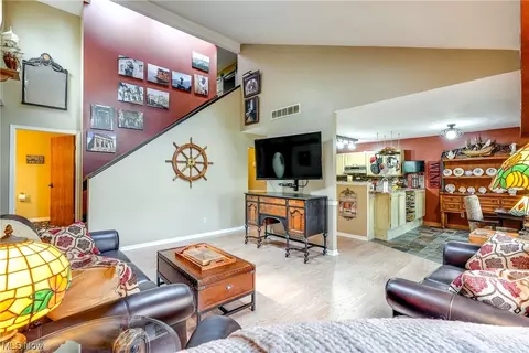 1414 Loop Rd, Kent, OH 44240 photo 9