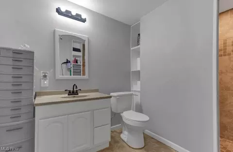 32 Comanche Trl, Malvern, OH 44644 photo 31