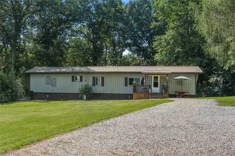 78542 Bose Rd, Freeport, OH 43973 photo 4