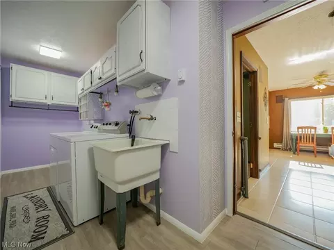 137 Potomac Dr, Elyria, OH 44035 photo 17