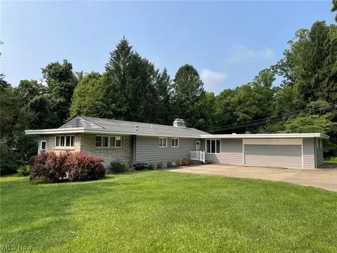 2935 Coldspring Rd, Zanesville, OH 43701