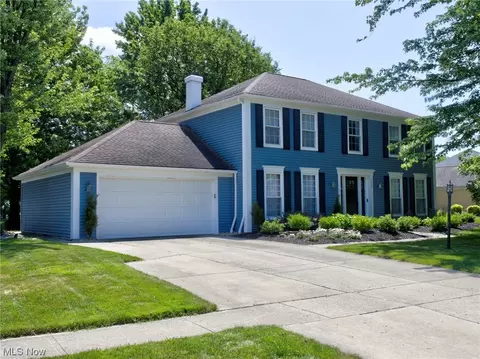 18357 Saratoga Trl, Strongsville, OH 44136