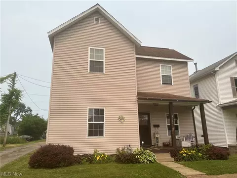 622 S 9th St, Cambridge, OH 43725
