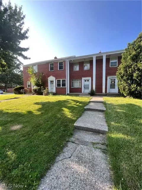 22751 Fox Ave #C15, Euclid, OH 44123