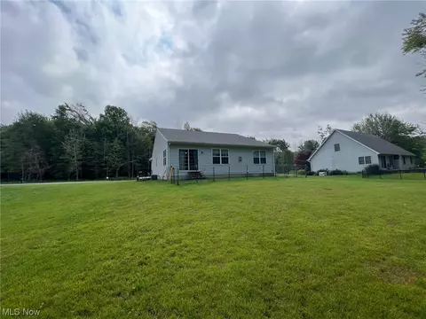 6833 Florence Ave, Ashtabula, OH 44004 photo 19