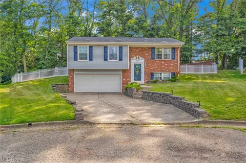 822 36th St NW, Canton, OH 44709