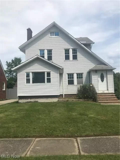861 E 236th St, Euclid, OH 44123 photo 1