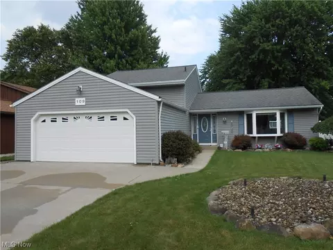 109 Indiana Ave, Elyria, OH 44035