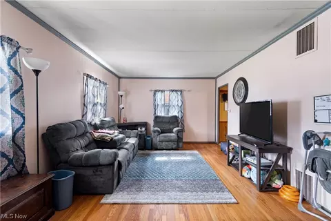 1011 Eastern Ave, Ashland, OH 44805 photo 4