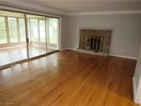 5691 Rangeview Dr, Seven Hills, OH 44131 photo 8