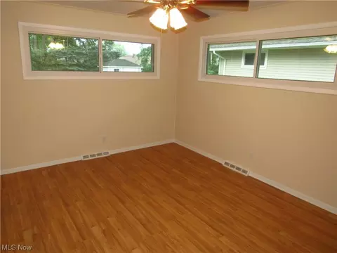 5691 Rangeview Dr, Seven Hills, OH 44131 photo 17
