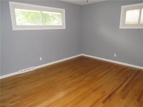 5691 Rangeview Dr, Seven Hills, OH 44131 photo 14