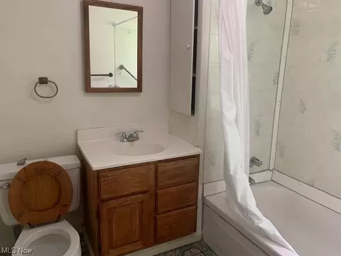 188 Beech St, Berea, OH 44017 photo 14