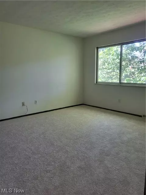 9663 Ryan Dr, Mentor, OH 44060 photo 7