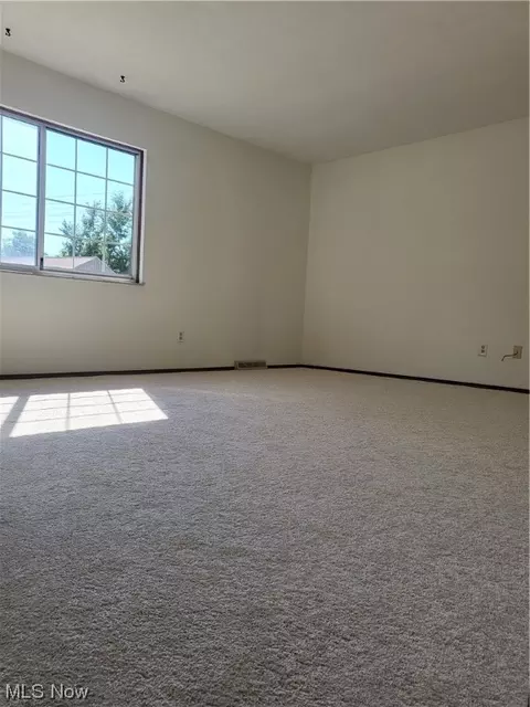 9663 Ryan Dr, Mentor, OH 44060 photo 6