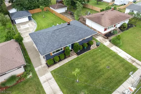 7707 Robert St, Parma, OH 44134 photo 33