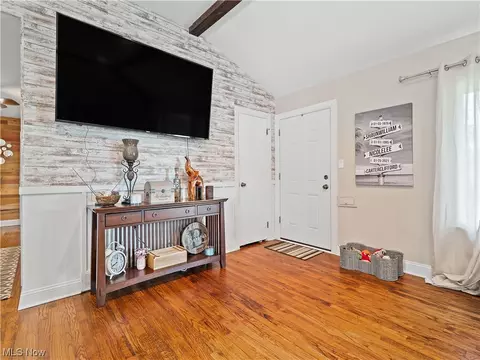 7707 Robert St, Parma, OH 44134 photo 13
