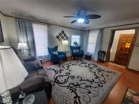 2113 Brookview Blvd, Parma, OH 44134 photo 10