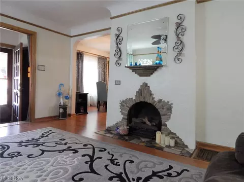 2113 Brookview Blvd, Parma, OH 44134 photo 8