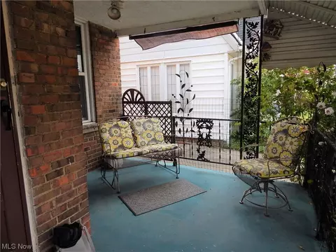 2113 Brookview Blvd, Parma, OH 44134 photo 3