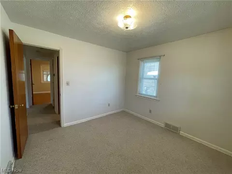7413 Spring Garden Rd, Parma, OH 44129 photo 19