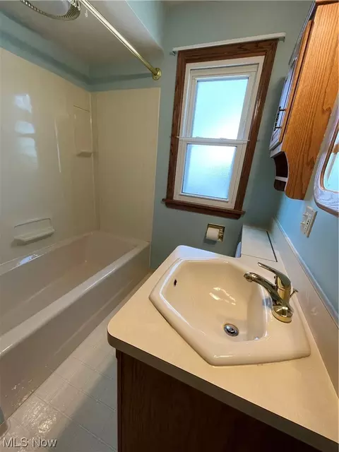 7413 Spring Garden Rd, Parma, OH 44129 photo 21