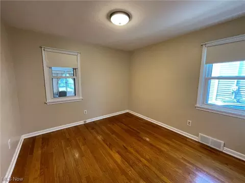 7413 Spring Garden Rd, Parma, OH 44129 photo 17