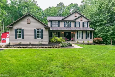 10510 Penniman Dr, Chardon, OH 44024